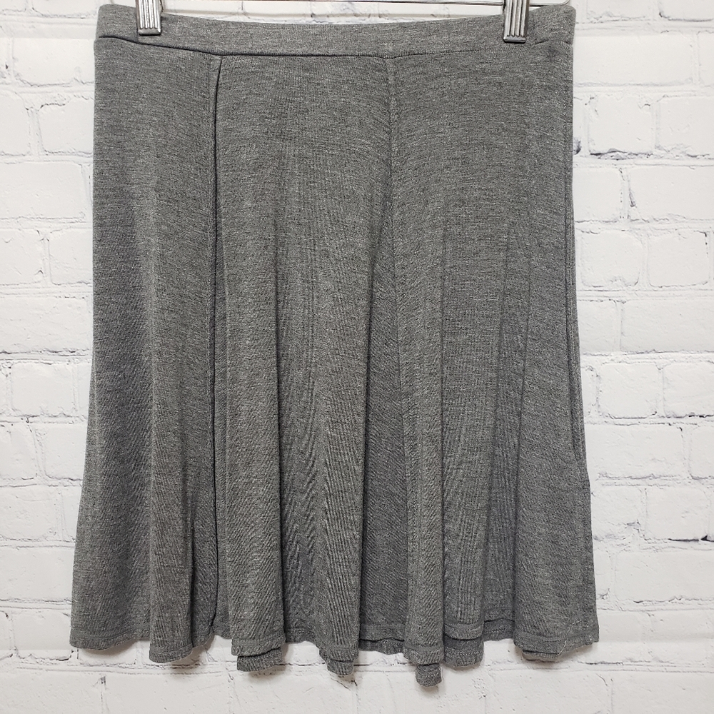 Max Studio XS 3-Paneled A-Line Mini Skirt - Picture 7 of 10